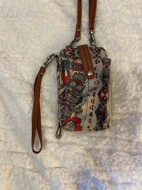 Sakroots Spirit Desert Large Smartphone Crossbody Wallet Wristlet